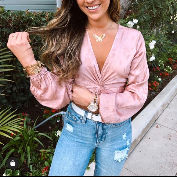 Cotton candy la satin floral long sleeve crop top - Picture 3 of 4